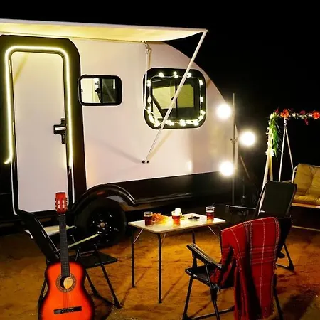 Apartment Caravan Serenity - Huzurlu Bir Karavan Tatili Ve Sobali Kis Bahcemiz